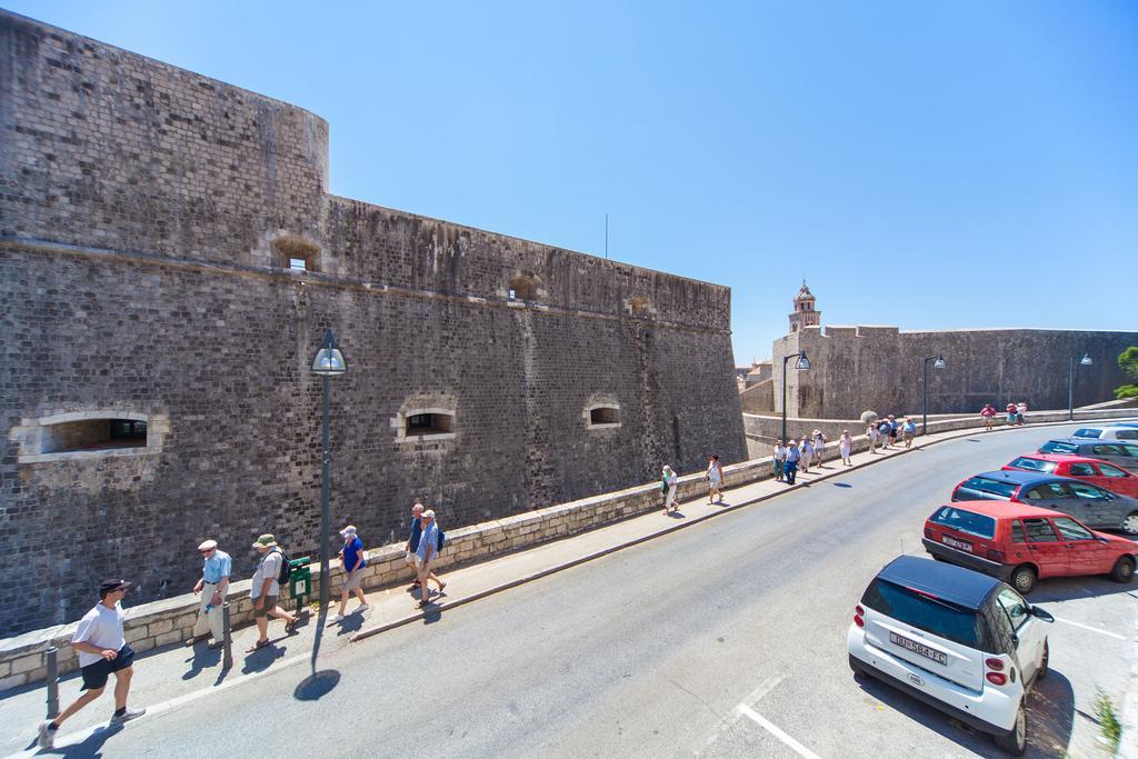 Ragusa City Walls Apartments Bagian luar foto