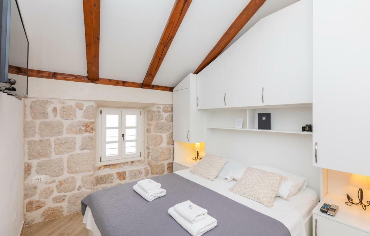Ragusa City Walls Apartments Bagian luar foto