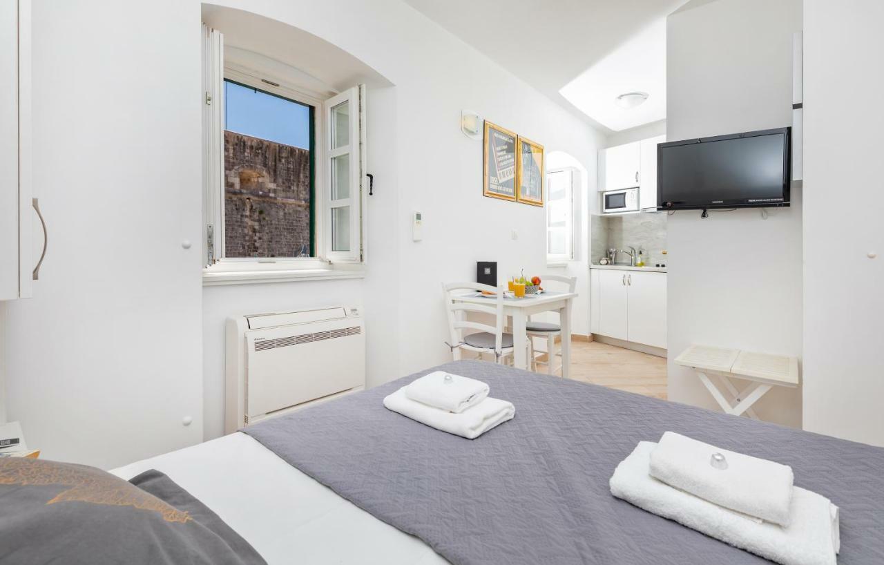 Ragusa City Walls Apartments Bagian luar foto