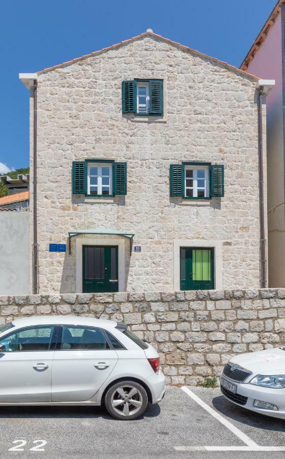 Ragusa City Walls Apartments Bagian luar foto