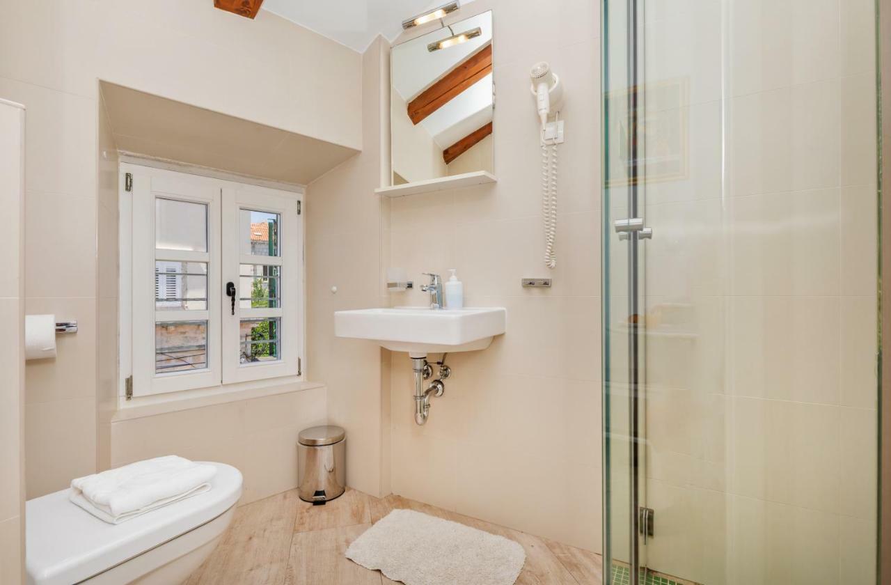 Ragusa City Walls Apartments Bagian luar foto